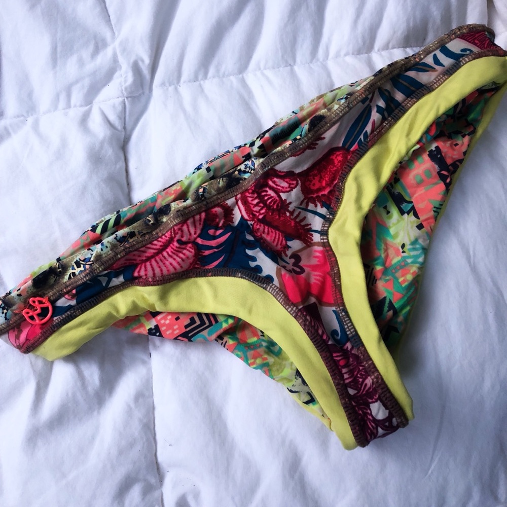 Reversible Maaji swim suit bottoms!